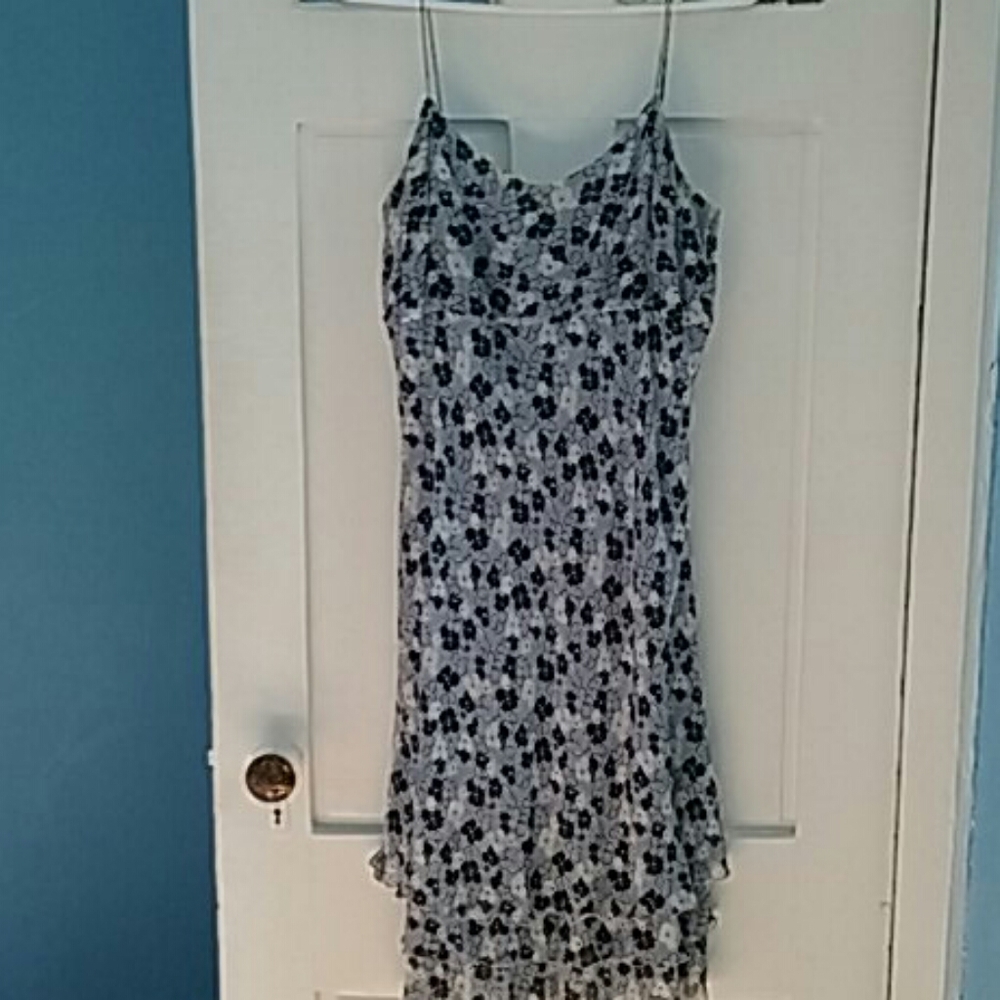 Ann Taylor dress GUC, no stains, flaws, worn once